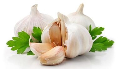 L'utilisation de l'ail contre les parasites dans le foie